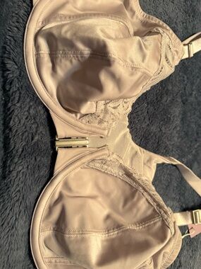 Bare Necessities  lavenderBeige Lace Underwire Bra